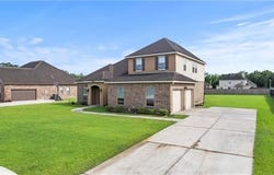 9512 SUGAR MAPLE Lane, Waggaman, LA 70094