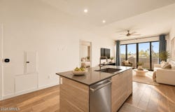 2300 E CAMPBELL Avenue, Phoenix, AZ 85016