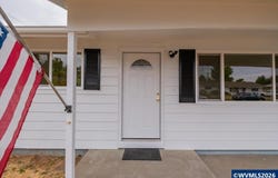809 33rd Av SE, Albany, OR 97322