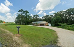 606 Pierce Rd, Columbia, MS 39429