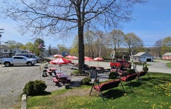 10 Shore Road, York, ME 03909