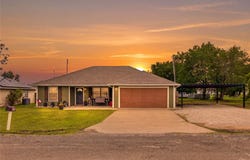 703 S College Street, Celeste, TX 75423