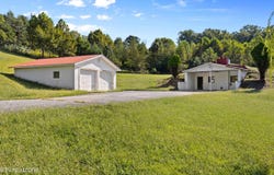 1803 Mountain View Rd, Robbins, TN 37852