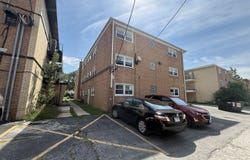 14020 S Atlantic Avenue, Riverdale, IL 60827