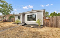 903 E Rowan Ave, Spokane, WA 99216