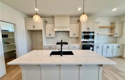 504 Skyview Lane, Liberty, MO 64068