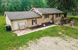 3620 Klender Road, Rhodes, MI 48652-9736