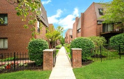 492 N Broadway, White Plains, NY 10603