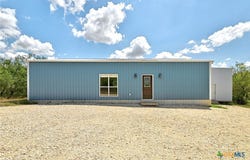 4001 Barth Road, Lockhart, TX 78644