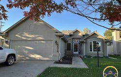 5978 SW 30th Ter, Topeka, KS 66614