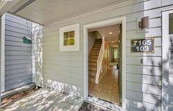 7165 SW SAGERT St, Tualatin, OR 97062