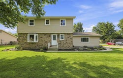 1833 Apollo Drive, Huntertown, IN 46748