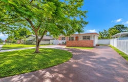 6508 Plunkett St, Hollywood, FL 33023