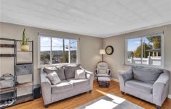 136 N Hazen Ave., Ellwood City, PA 16117