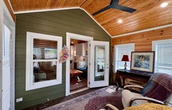 108 Meandering Lane, Flat Rock, NC 28731