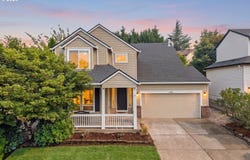 14955 SE STANHOPE Rd, Clackamas, OR 97015