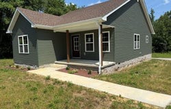 Rochester Road, Morgantown, KY 42273