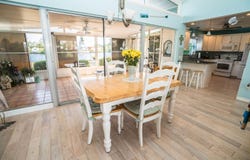828 BLUE HERON Boulevard, RUSKIN, FL 33570