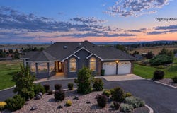 706 Knight Drive, Hines, OR 97738