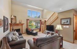 110 E Weston Dr, NorthLiberty, IA 52317
