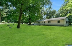 15 Pinehill Drive, Upper Saddle River, NJ 07458