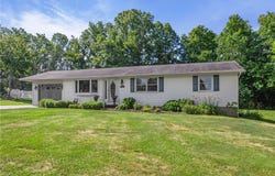 244 Farmview Drive, Macedon, NY 14502