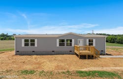 279 Thompson Rd, Madisonville, TN 37354