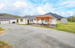 2315 NE Foothill Boulevard, Grants Pass, OR 97526