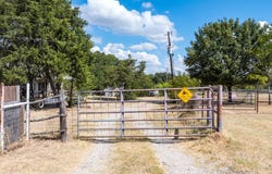 5562 Cedar Creek Drive, Kemp, TX 75143
