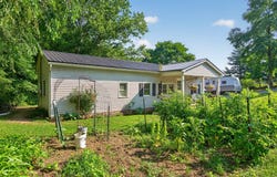 435 Lots Gap Rd, Max Meadows, VA 24360