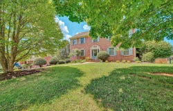 4916 Labradore Dr, Roanoke, VA 24012