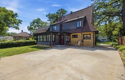 41 Hamilton Avenue, Elgin, IL 60123