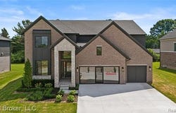 35704 Addison Drive, New Baltimore, MI 48047