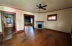 206 E Spring Street, Marietta, OH 45750