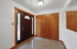 82 Lantern Road, Hicksville, NY 11801