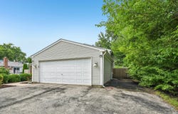89 Foxcroft Road, Naperville, IL 60565