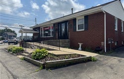 2417 Freeport Rd, Harrison Twp, PA 15065