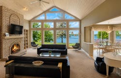 4875 Lakeway Dr, Duluth, MN 55811