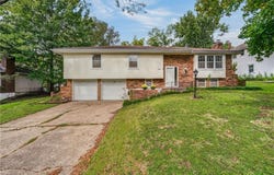 12800 Ewing Avenue, Grandview, MO 64030