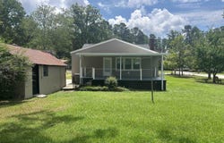 204 Elm Street, Clinton, SC 29325