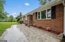 11810 FREEMANS Road, REMINGTON, VA 22734