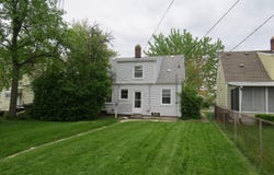 17538 Matthews Street, Riverview, MI 48193