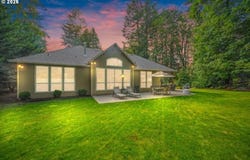 24600 E Bright Ave, Welches, OR 97067