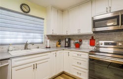 260 S CENTRAL Avenue, UMATILLA, FL 32784