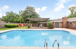 2300 Christopher Drive E, Mobile, AL 36609