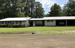 260 PR 8574, Broaddus, TX 75929