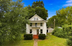511 Mcnatt Avenue, Aurora, MO 65605
