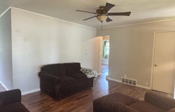2218 E Oak Ave, Enid, OK 73701