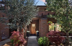 2563 NW Crossing Drive, Bend, OR 97703
