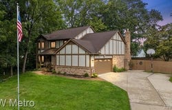 294 Miracle Drive, Troy, MI 48084